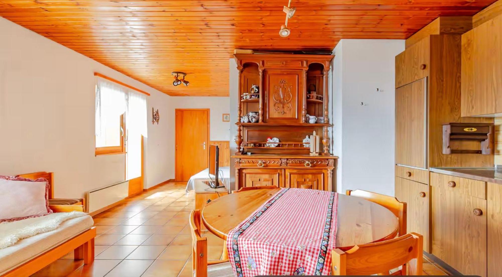 Gemütliche Wohnung mit Traumaussicht! Albinen Exterior foto